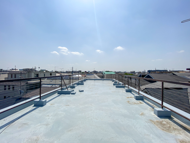 空に浮かぶ 3Fの内観