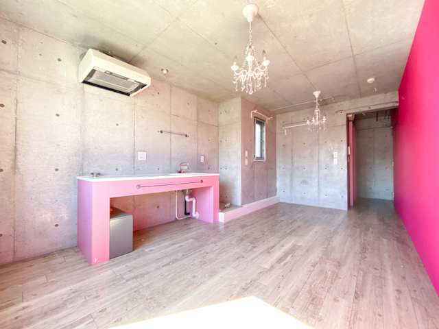 大好きPINK! 402の外観