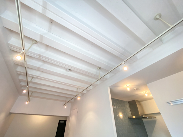 ハイセンス・スミカ 206の内観