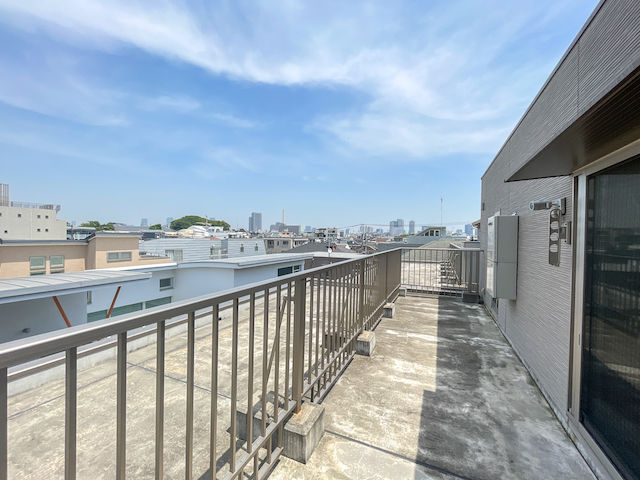 レッツ外気浴 203の内観