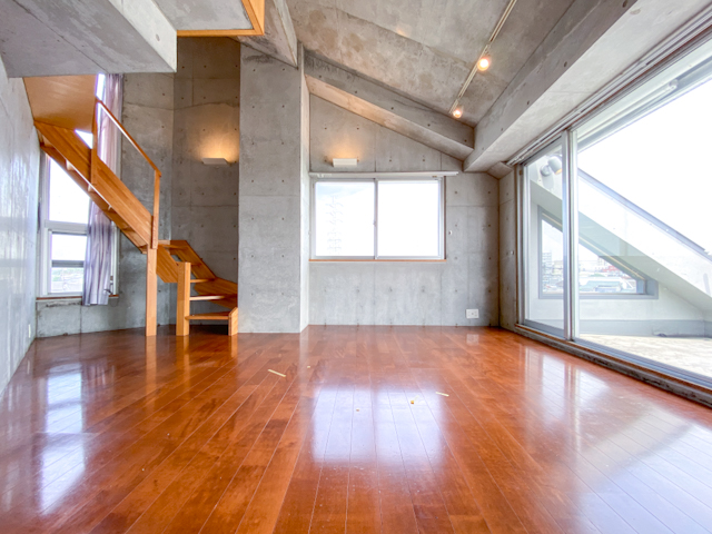 好きなものぜんぶ。 503の内観