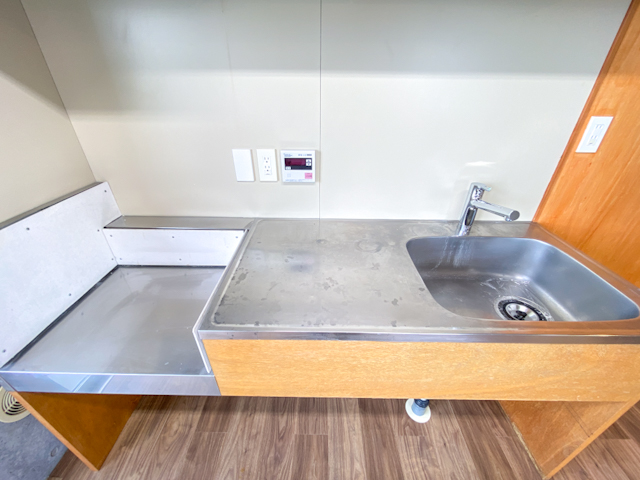 四角のキャンバス 304の内観