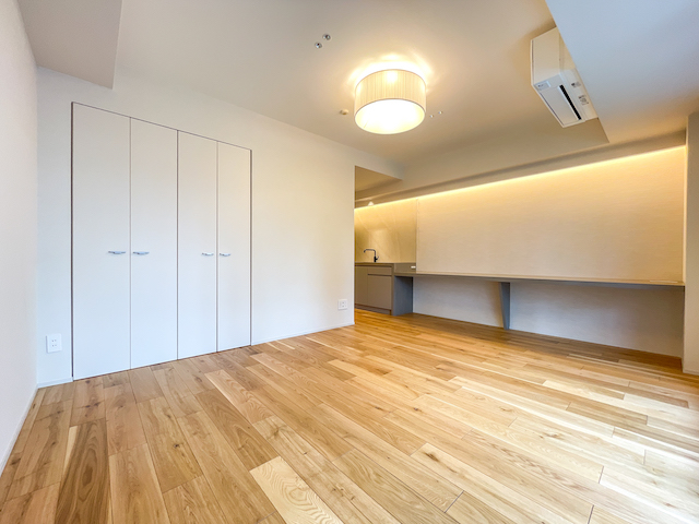 鍛え上げた美しさ 202の内観