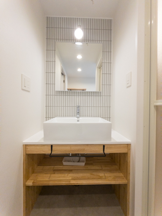 優しく見守る部屋と町。 804の内観