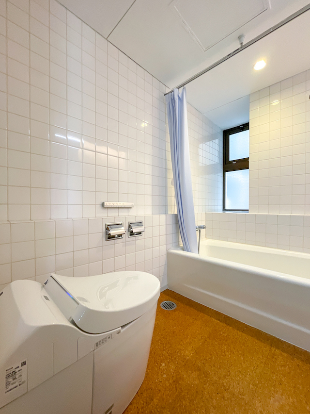 海外ホテルライク 201の内観