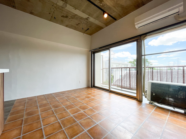 二つとない部屋 302の内観