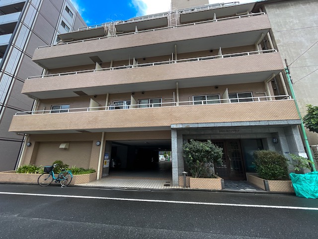 大人の秘密基地[DIY可] 301の内観