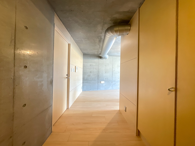 シャカ×２タイプ 502の内観