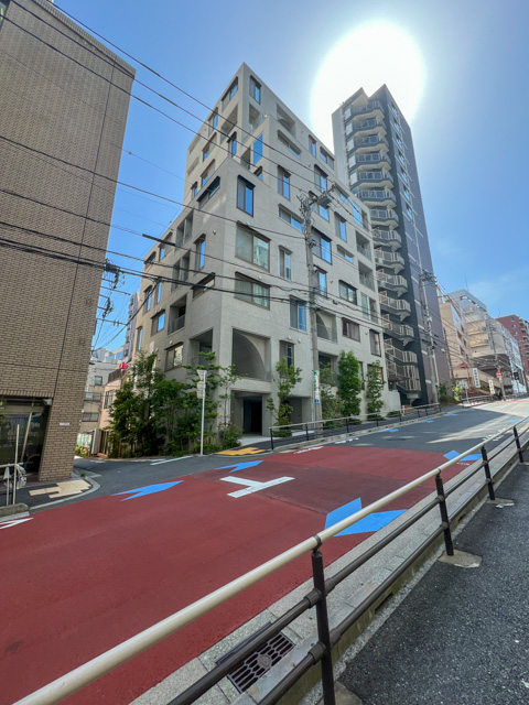 名建築でおしゃれな暮らし 8fbの内観