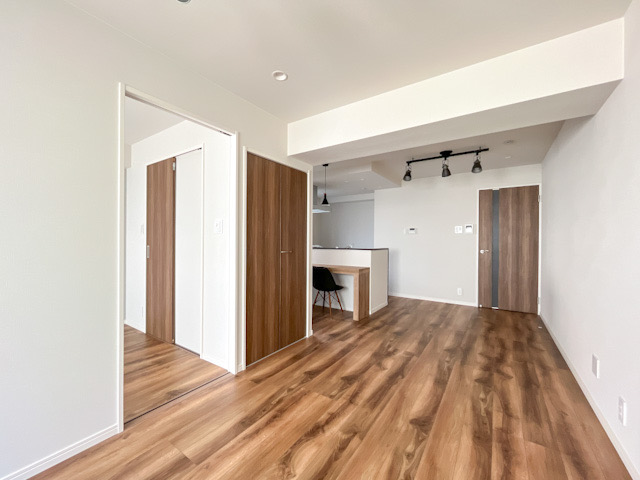 I,m HOME 204の内観