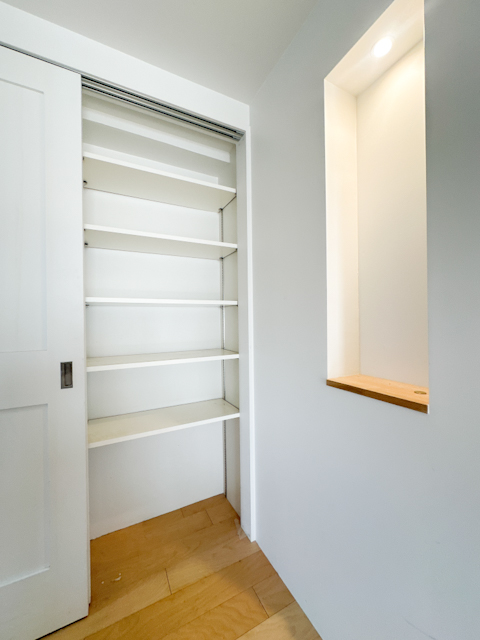 参宮橋の竜宮城 708の内観