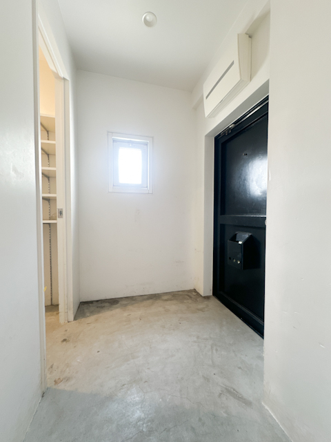 参宮橋の竜宮城 708の内観