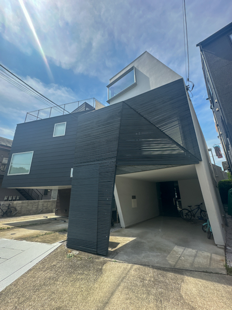 空を眺めて 01の内観