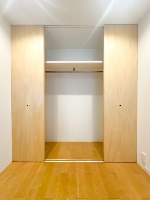 空を眺めて 01の内観