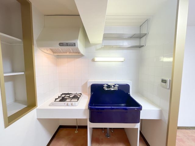小さなパリのお部屋 204の内観