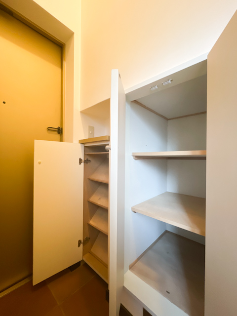 小さなパリのお部屋 204の内観