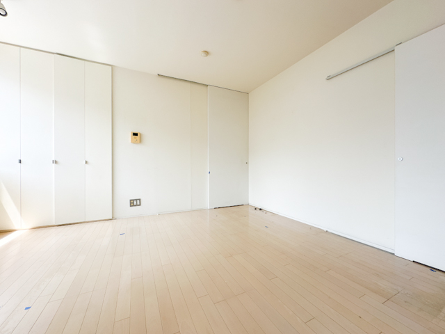 三茶のドアを開けると 402の内観