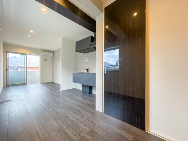 シックなお部屋で Eの内観