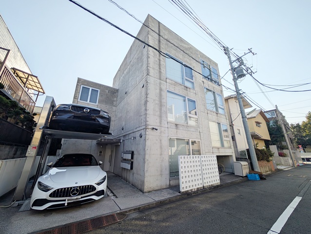 カフェ風にアレンジ！ B302の内観