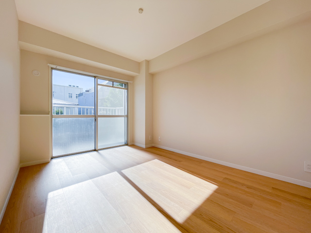レトロビルのオアシス 202の内観