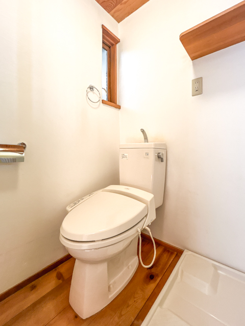 あの世界が高円寺に 206の内観