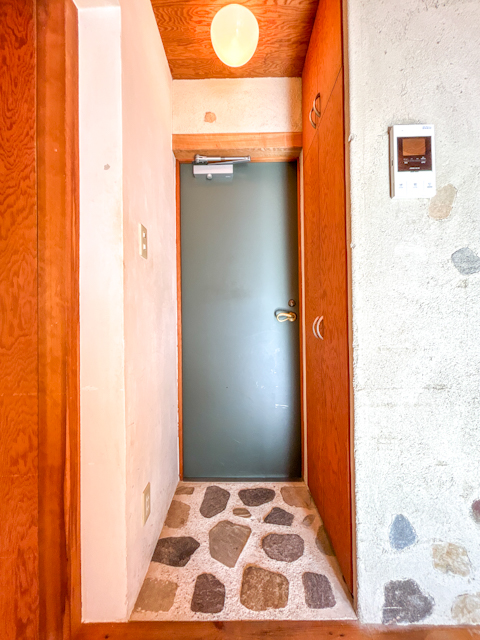 あの世界が高円寺に 206の内観