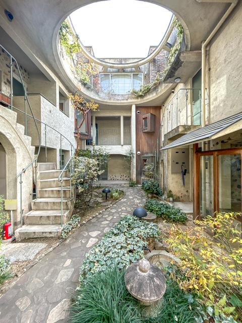 あの世界が高円寺に 206の外観