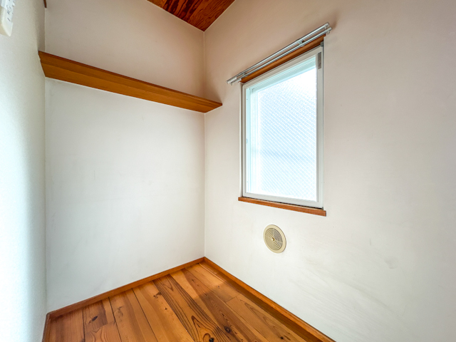 あの世界が高円寺に 206の内観