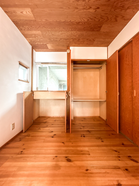 あの世界が高円寺に 206の内観