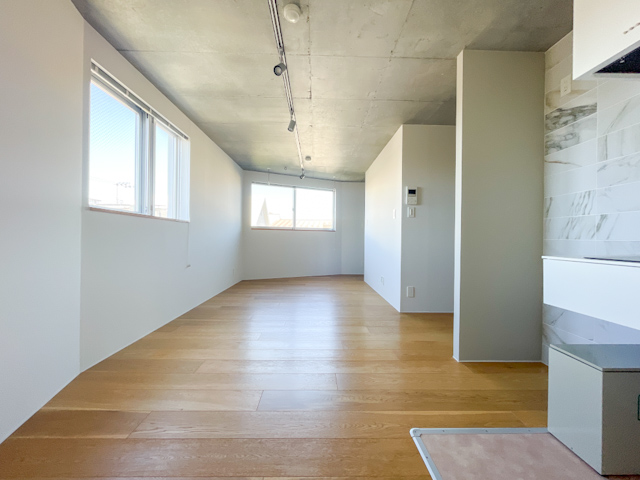 カクカクを活かして 301の内観