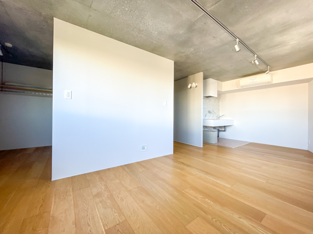 カクカクを活かして 301の内観