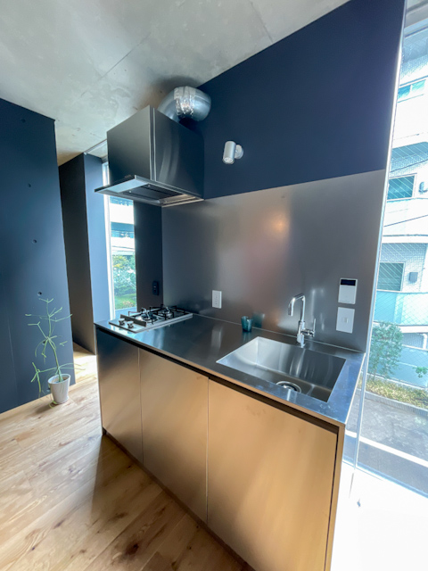 明と暗を楽しむ 202の内観