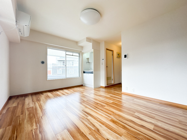 季節感も時間も 601の内観