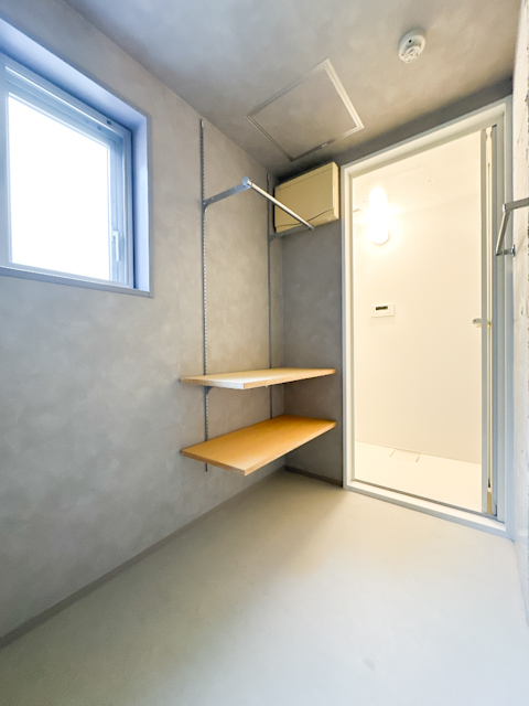 曲線美 104の内観