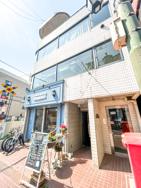 円窓モダン 400の内観