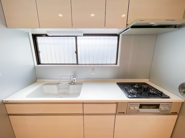 無垢床を堪能 101の内観