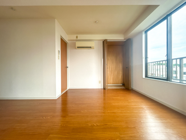 二子玉川ペントハウス 501の内観