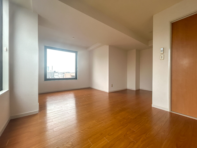 二子玉川ペントハウス 501の内観