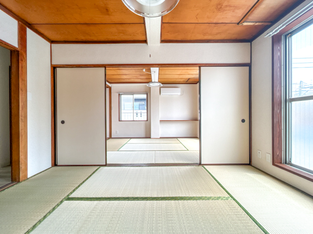 和レトロな暮らし 301の内観