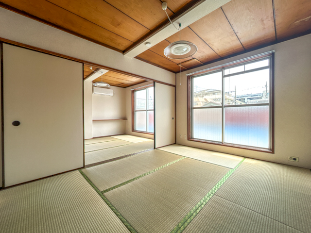 和レトロな暮らし 301の内観