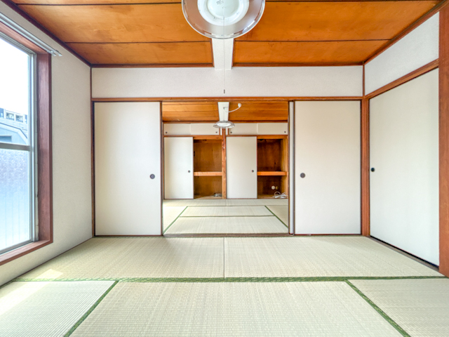 和レトロな暮らし 301の内観