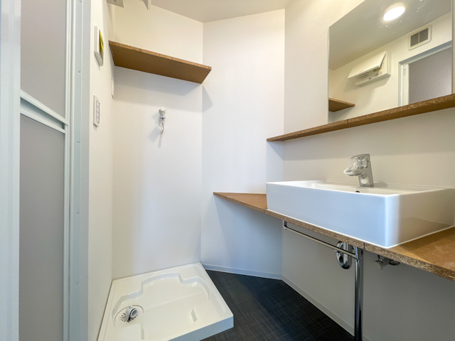 自然のそばで穏やかに 302の内観