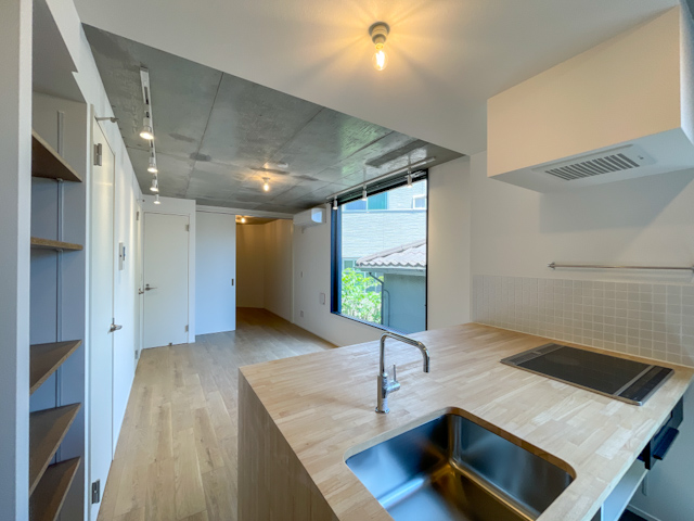 自然のそばで穏やかに 302の外観