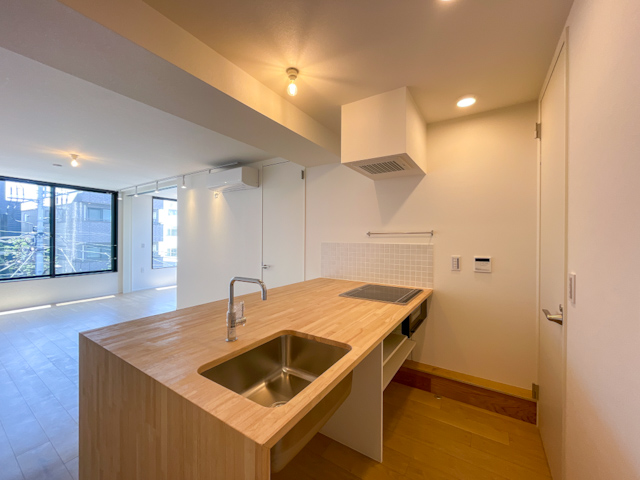 陽だまりとともに 401の内観