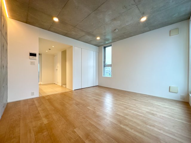 渋谷を日常に 502の外観