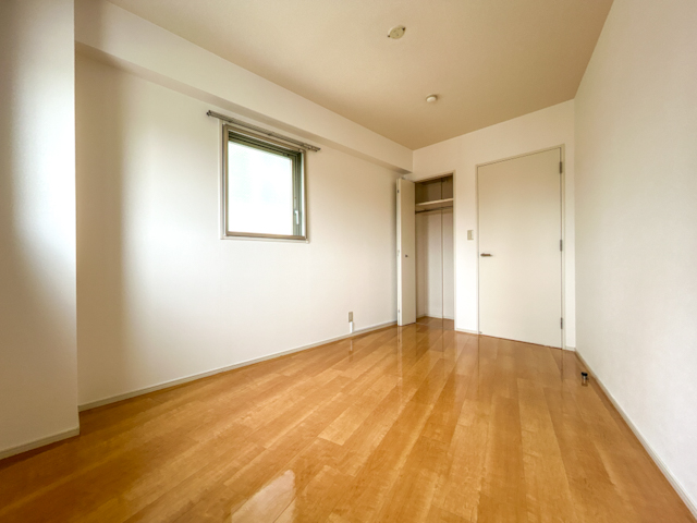 神泉メゾネット 402の内観