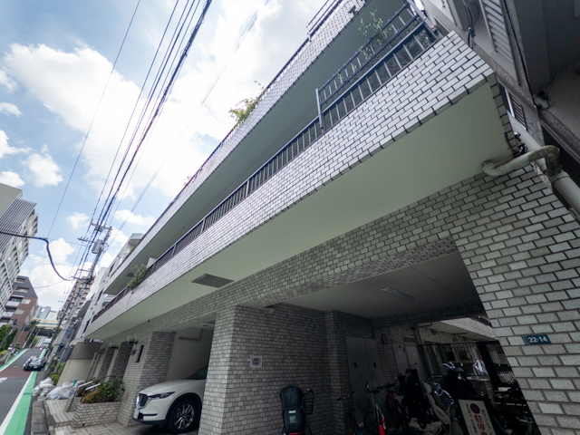 緑と暮らす 103の内観