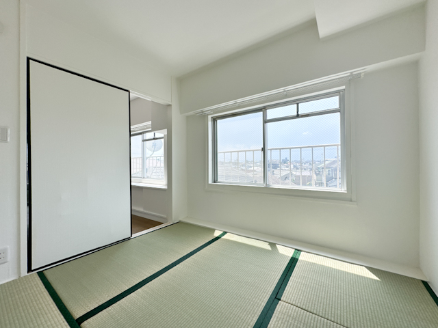 和室空間の良さ 402の内観