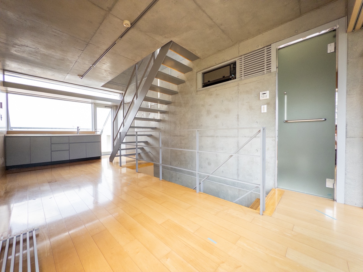 天空ライフスタイリスト 407の内観