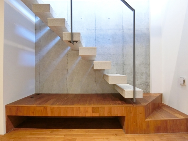 大人の隠れ家 105の内観